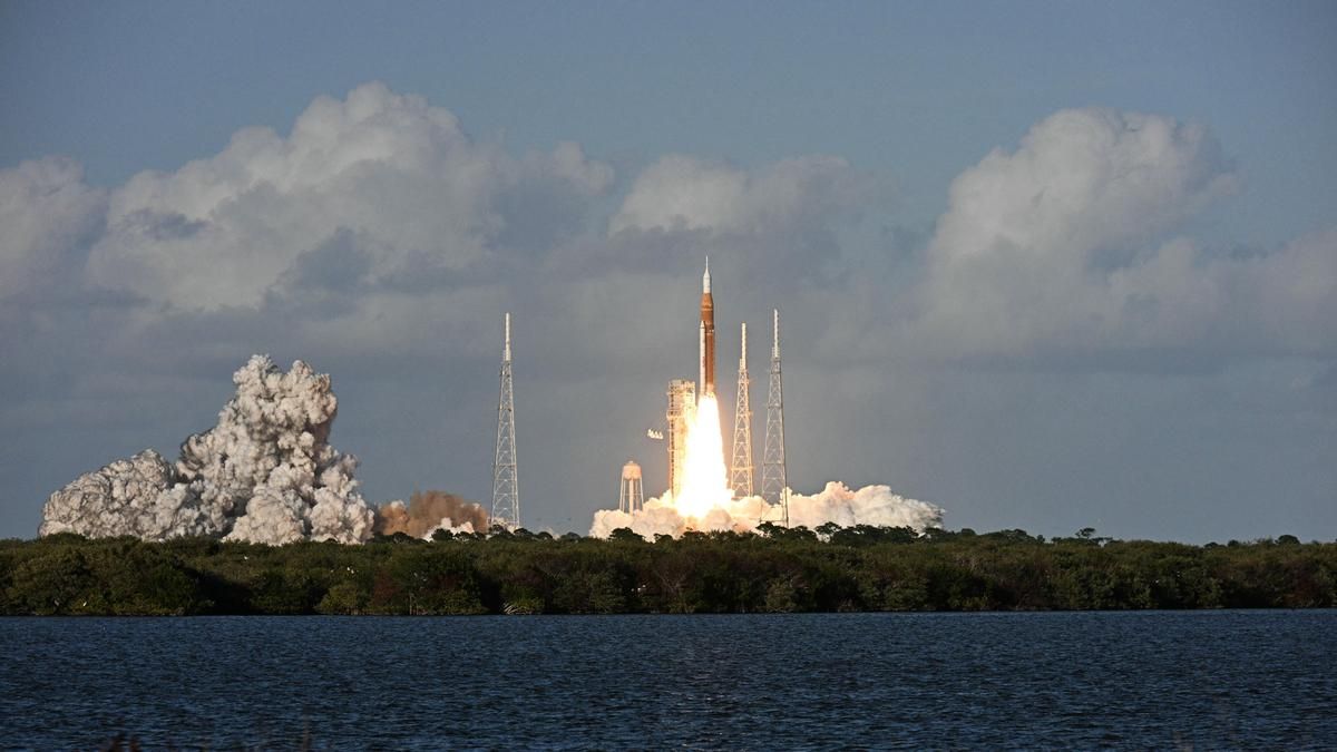 Los astronautas de la misión Artemisa II despegan con éxito y comienzan el regreso a la Luna después de medio siglo