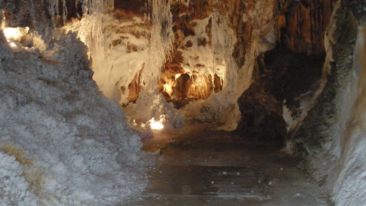 La montaña de sal que se esconde en Catalunya: un paisaje subterráneo que parece imposible