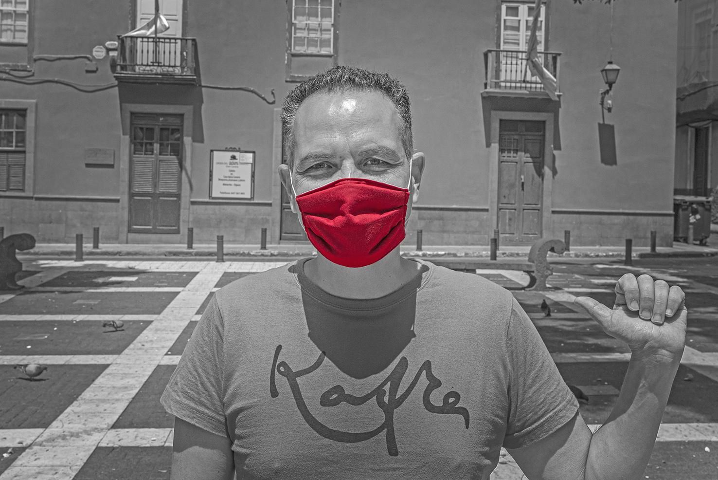 Santiago Gil, escritor.