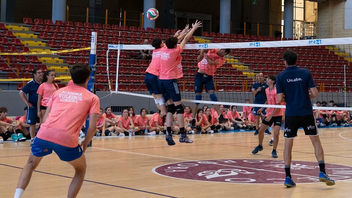 Clausura del Campus Rafa Pascual de voleibol en Vista Alegre