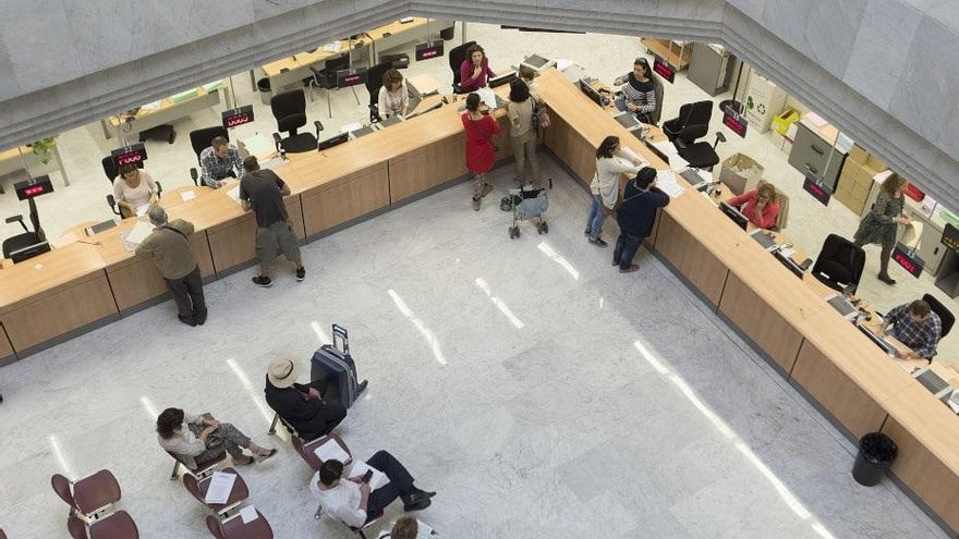 Uno de cada cinco funcionarios de la Junta de Andalucía ha sido testigo de “casos de soborno o fraude”