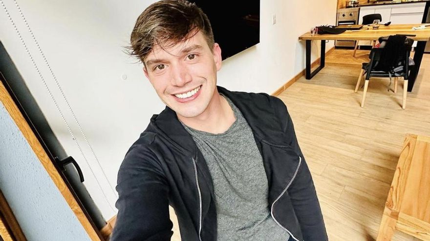 El joven que denunció a Jey Mammón dice que 114 personas le aseguraron que fueron abusadas por famosos