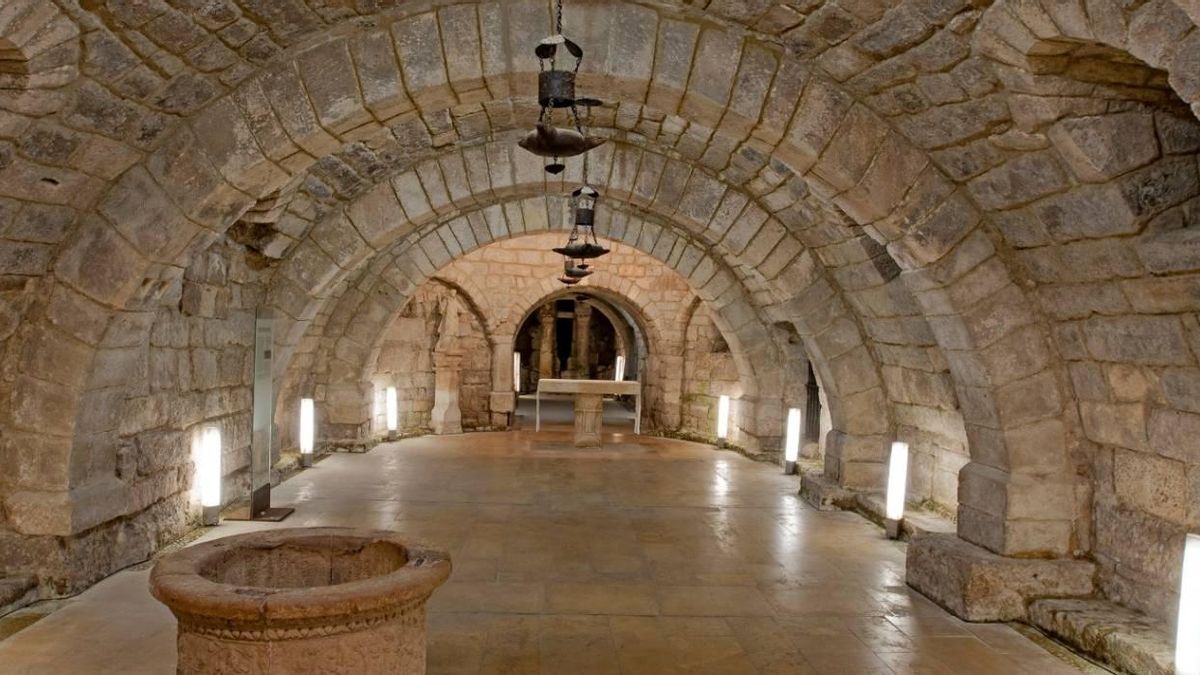 La cripta de la catedral de Palencia.