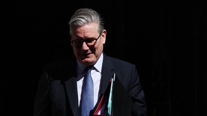Keir Starmer anunciará su dimisión como primer ministro del Reino Unido este lunes, según varios medios