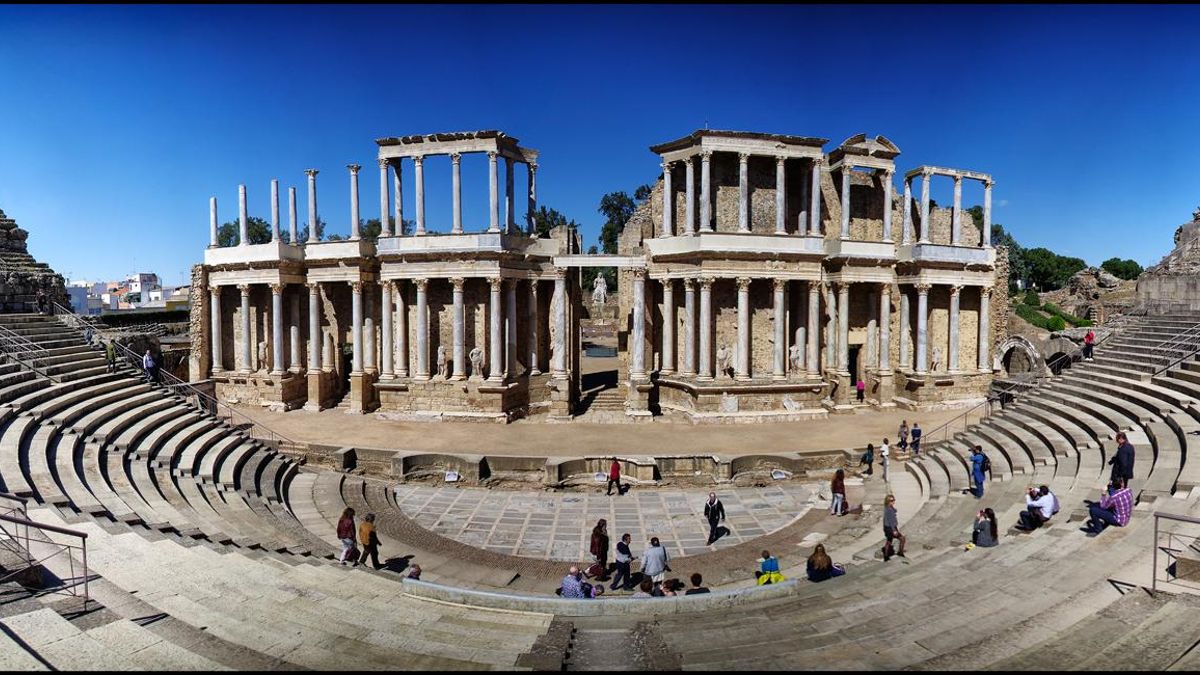 Vista panorámica del Teatro Romano de Mérida.