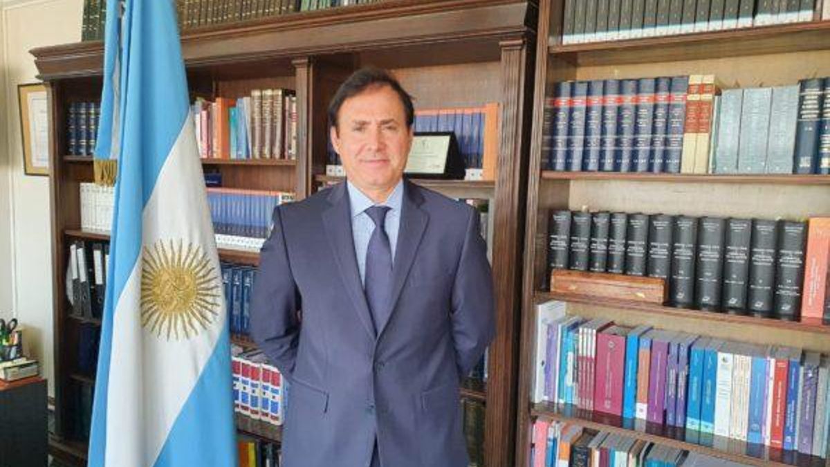 El juez Patricio Maraniello enfrenta seis cargos por acoso sexual y laboral.