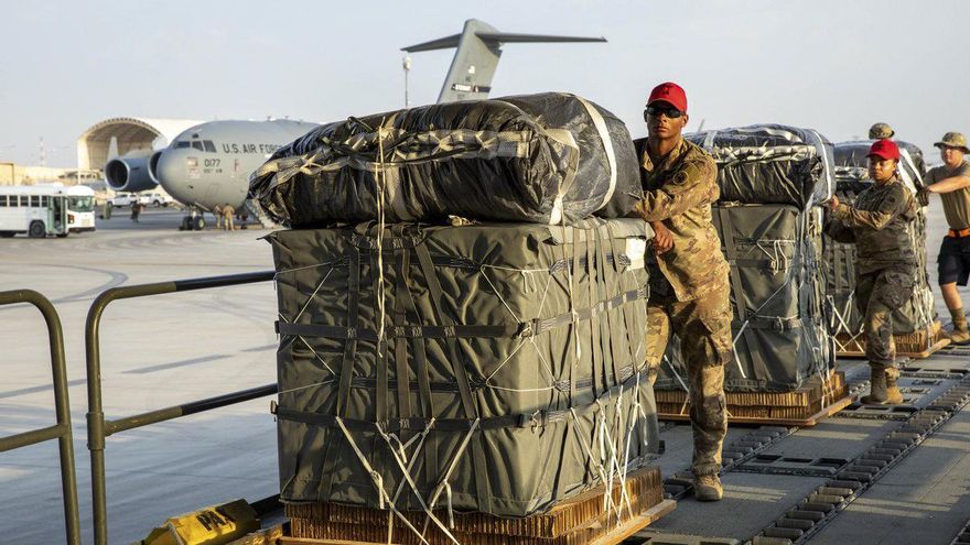 Cinco gazatíes mueren por el impacto de la ayuda humanitaria lanzada por aire