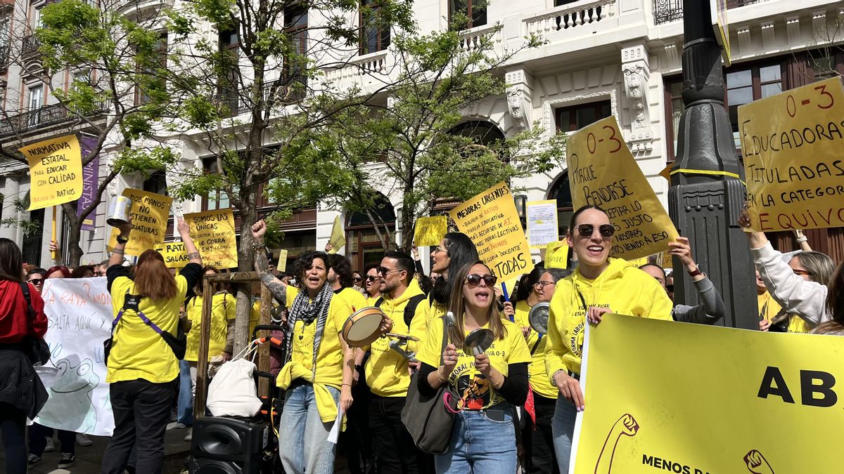 Primera jornada de huelga en las escuelas infantiles madrileñas: "Sin condiciones dignas no existe la educación de calidad"