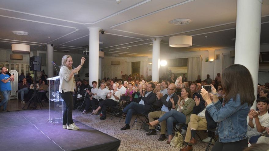 Oramas, durante su intervención en el acto de Coalición Canaria celebrado en Icod de los Vinos