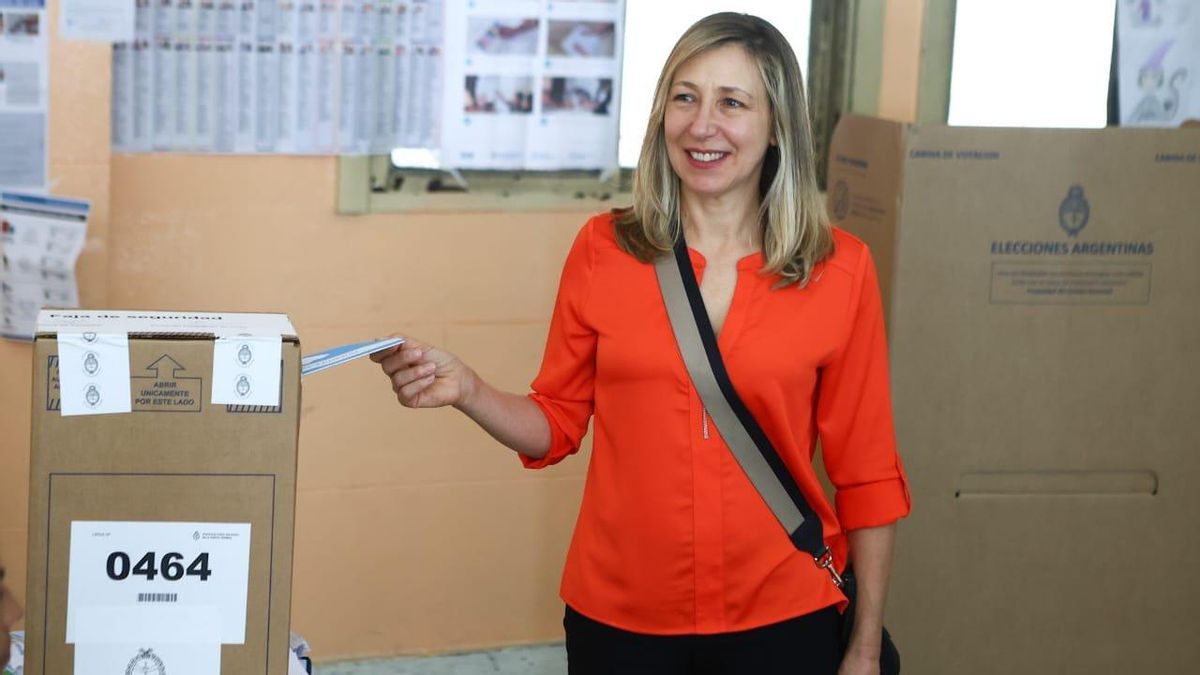 Myriam Bregman votando este domingo en las elecciones legislativas