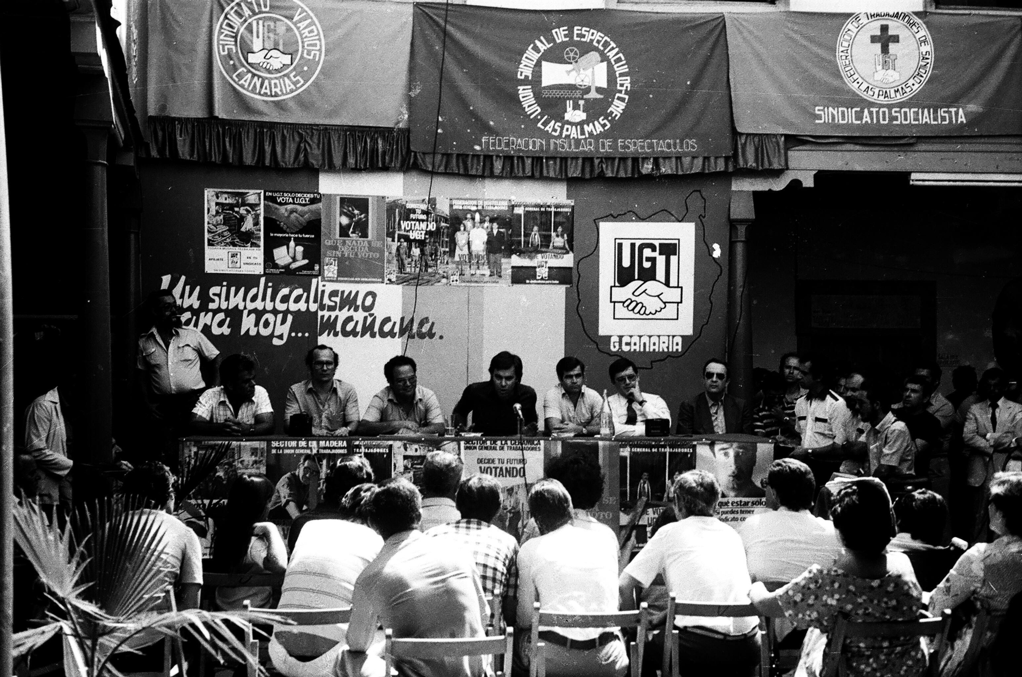 Fotos de Francisco González Concepción recogidas en el libro '40 Años de Libertad'