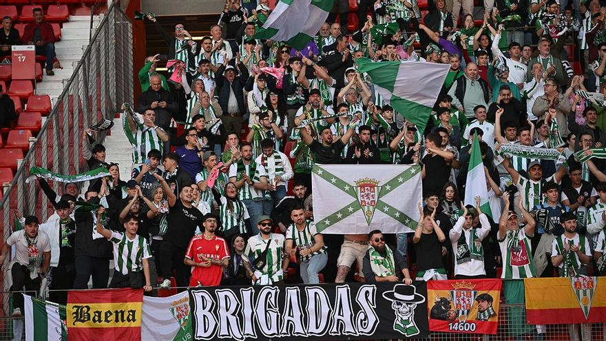 Las imágenes del UD Almería - Córdoba CF