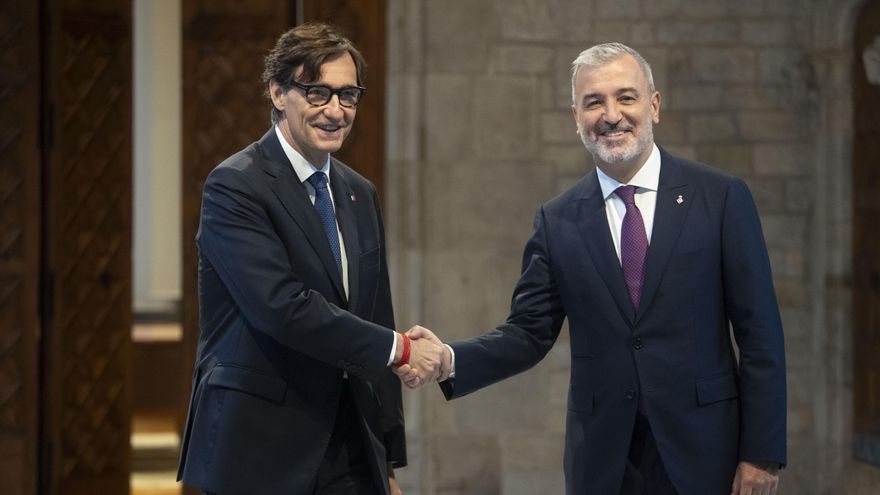 Illa y Collboni pactan aumentar la tasa a los cruceros con escala en Barcelona