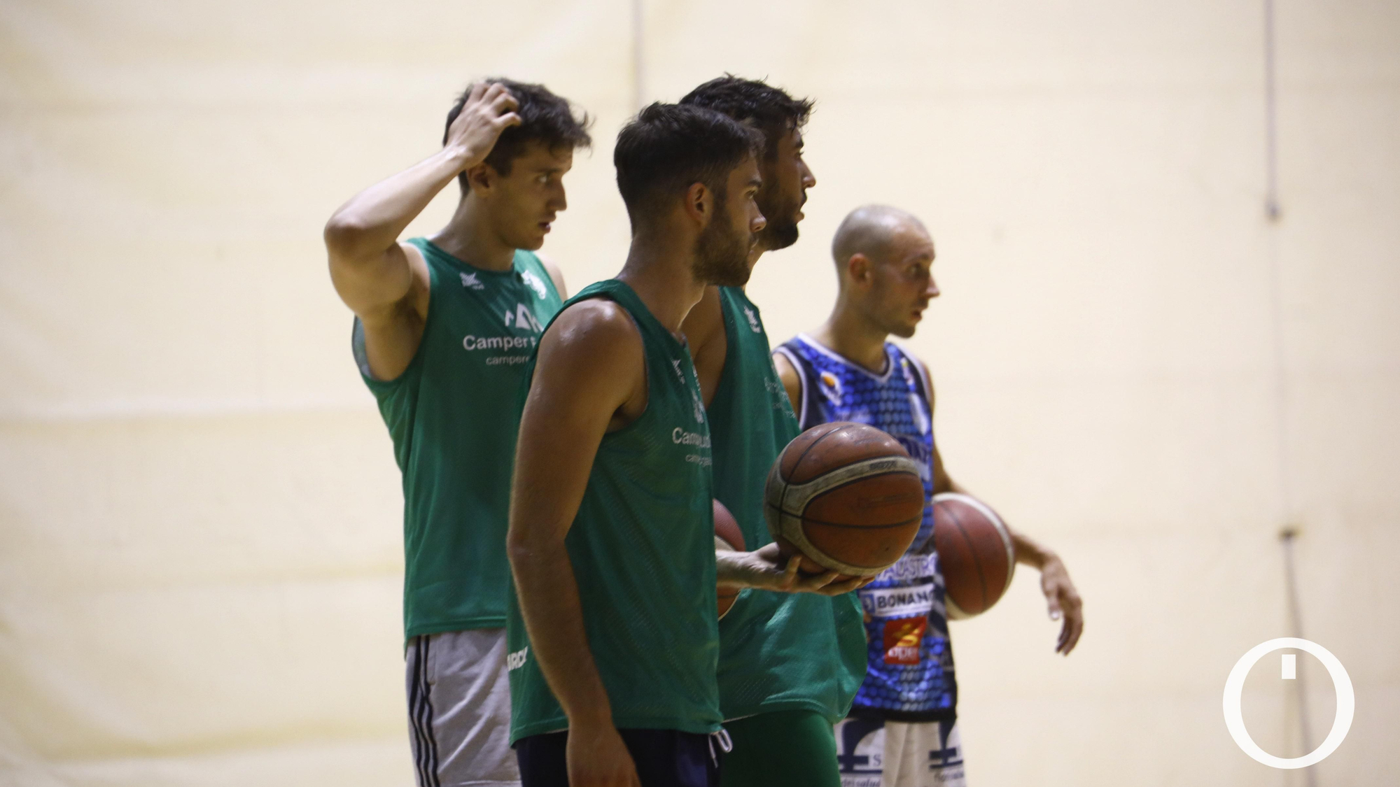 Entrenamiento UCB Baloncesto