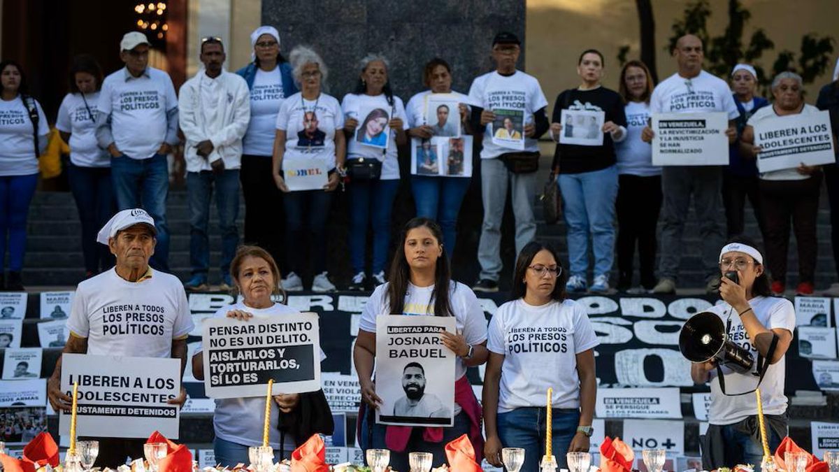 Venezuela confirma la excarcelación de decenas de presos, pero en la lista no está Nahuel Gallo