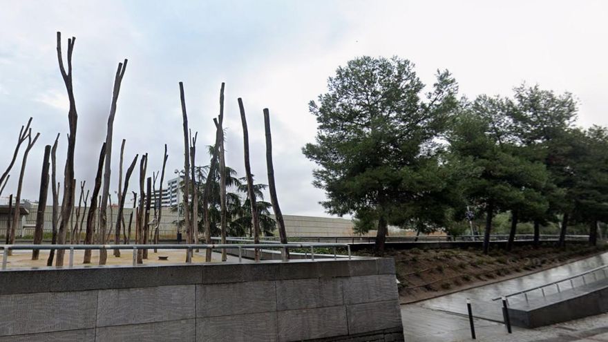 La Policía Nacional investiga el hallazgo de un cadáver con signos de violencia en Madrid Río