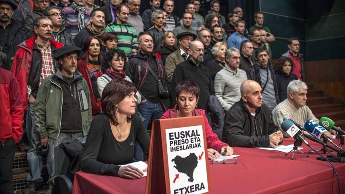 Excarcelados de ETA exigen "el derecho a decidir" para resolver el conflicto