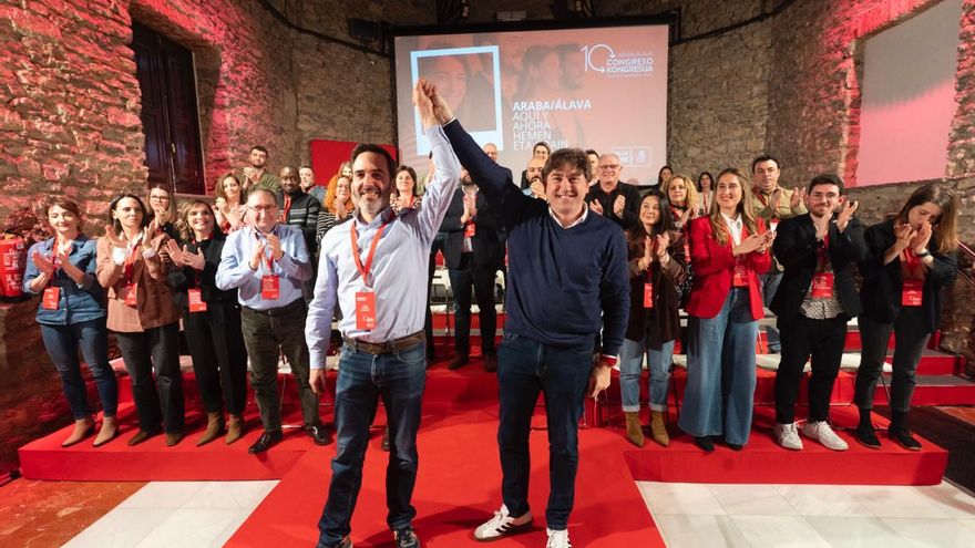 Javier Hurtado asume el mando en el PSE-EE de Álava y releva al veterano Víctor García Hidalgo como 'número dos'