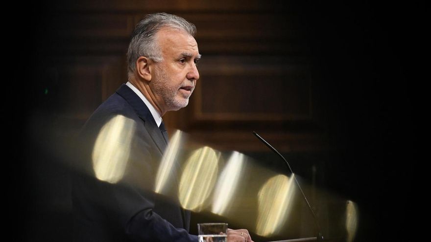 El ministro de Política Territorial, Ángel Víctor Torres, durante una intervención en el Congreso.