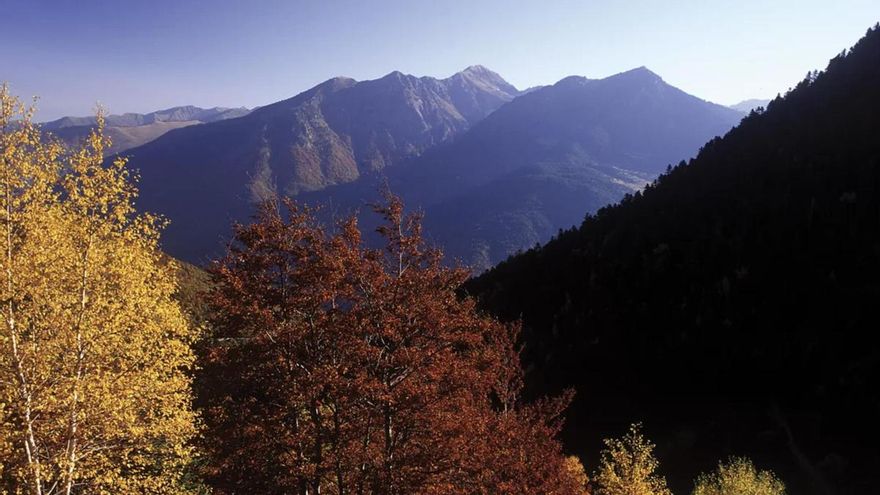 El rincón mágico del Valle de Arán donde podrás disfrutar de senderismo, gastronomía y arquitectura tradicional