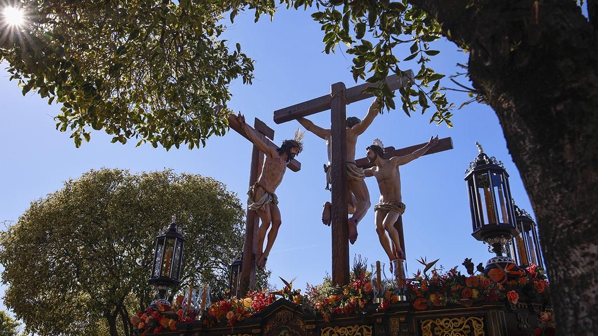 La salida de la Hermandad de la Conversión, en imágenes