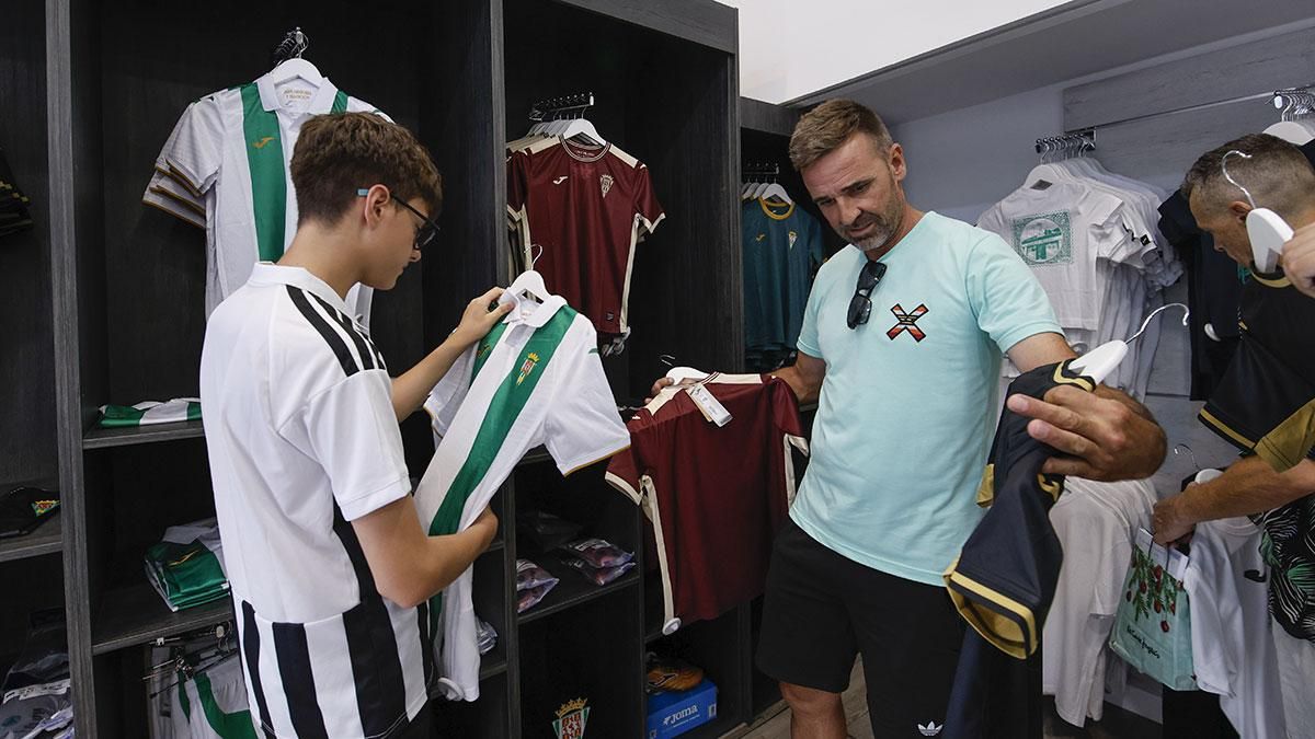Salen a la venta las camisetas del Córdoba CF para la temporada 26-27