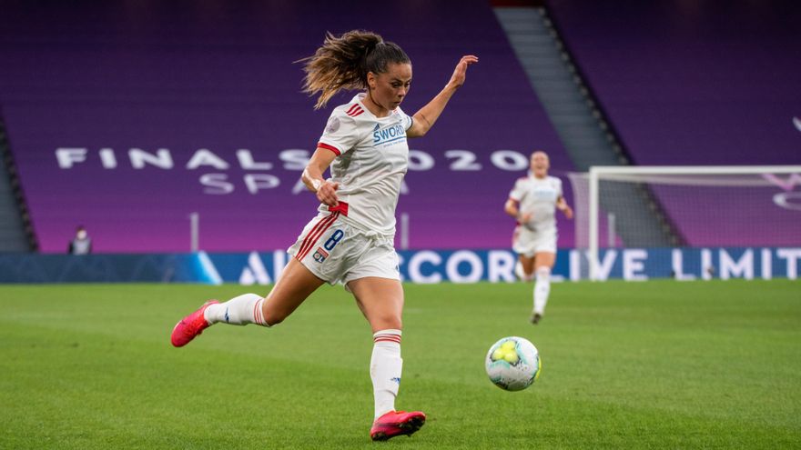 Semifinal de la Champions femenina entre el PSG y el Olympique de Lyon en San Mamés, Bilbao