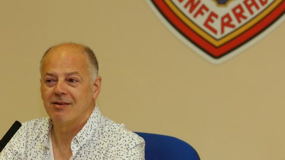 Valentín Carrera gana el Premio Altaïr de Literatura de Viajes con 'El mundo desde abajo'