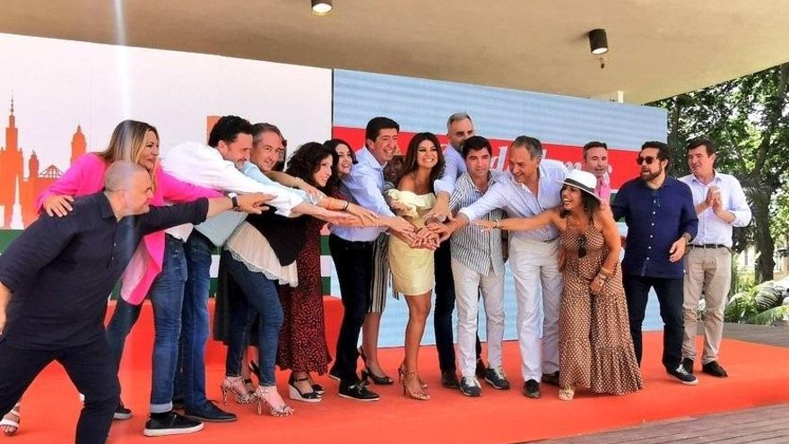 Inés Arrimadas, líder nacional de Cs, arropa a Juan Marín y a los candidatos de la formación al Parlamento de Andalucía el 19 de junio.