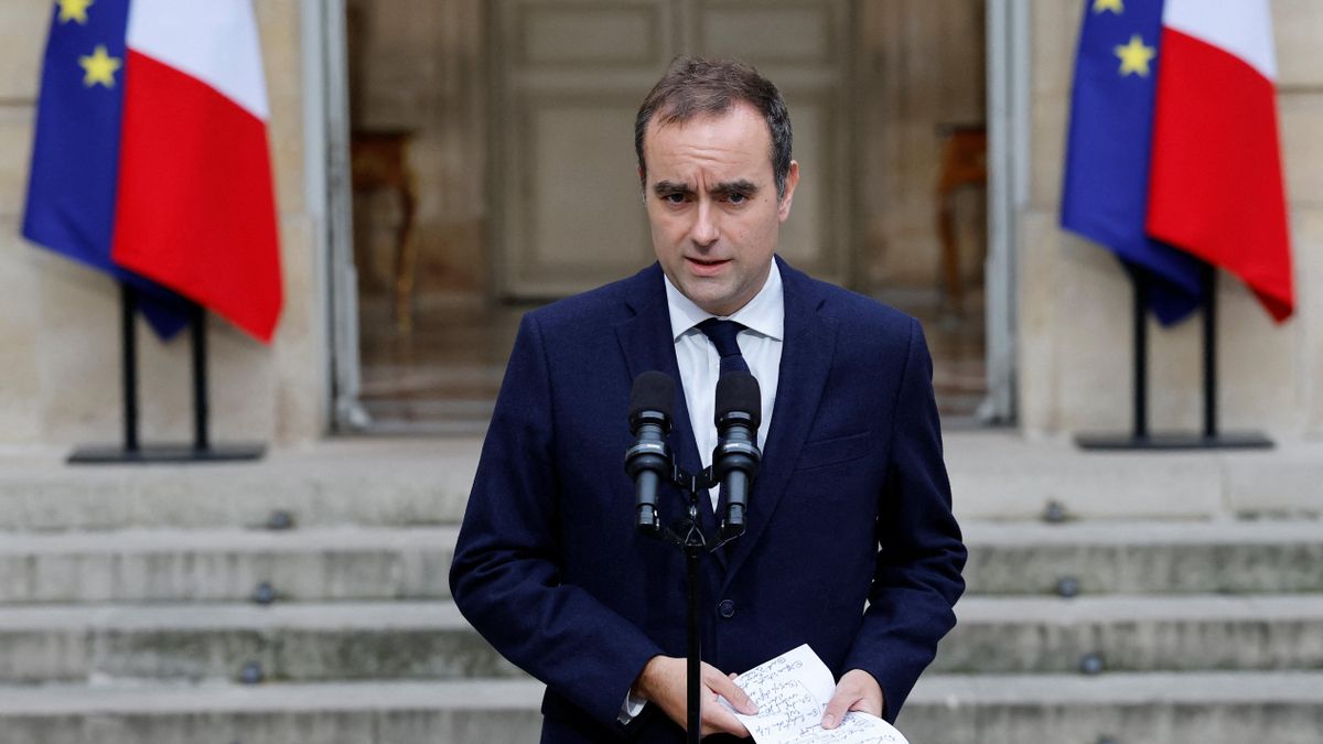 El primer ministro francés anuncia la suspensión temporal de la reforma de las pensiones de Macron como guiño a los socialistas