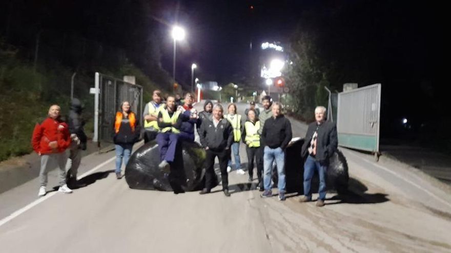 Imagen de la huelga en la planta de residuos de Meruelo en 2023.