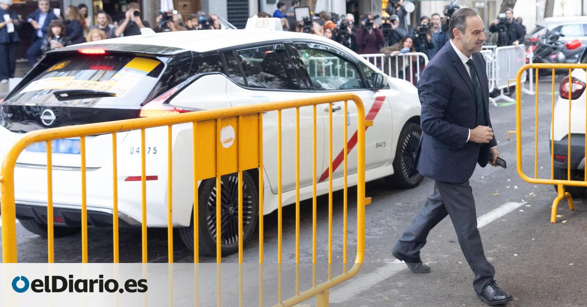 Ábalos se acoge a su derecho a no declarar en el Tribunal Supremo