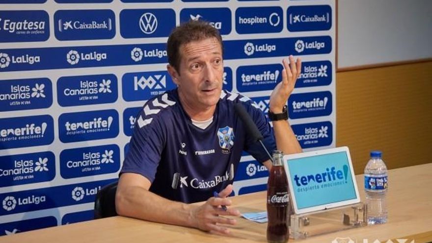 Ramis reconoce que el Tenerife y el Málaga "necesitan sumar los puntos"