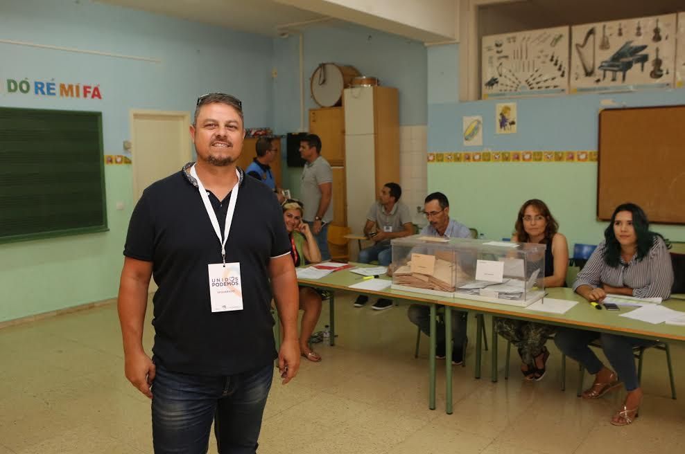 Jornada electoral en el CEIP Carlos Socas Muñoz, Ingenio. (ALEJANDRO RAMOS)