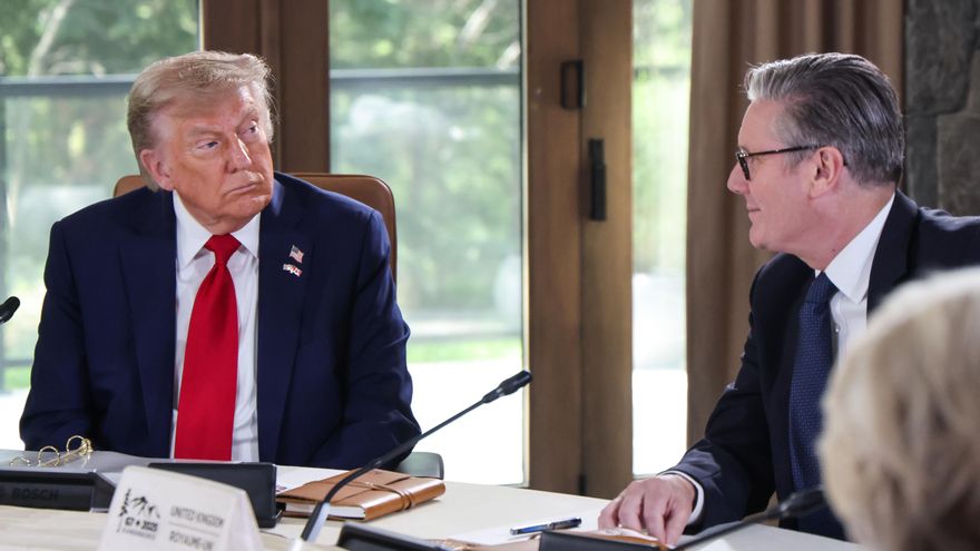 Trump y Starmer firman en el G7 el acuerdo comercial para reducir los aranceles