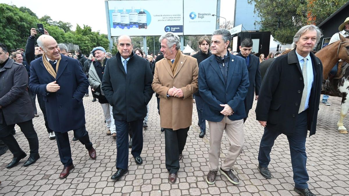 Guillermo Francos y Jorge Macri, juntos en la inauguración de la Exposición Rural 2025.