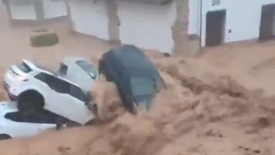 La peor riada en Madrigueras desde los años 50: decenas de rescates, casas hundidas y una víctima mortal