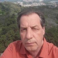 Perfil Santiago González Vallejo