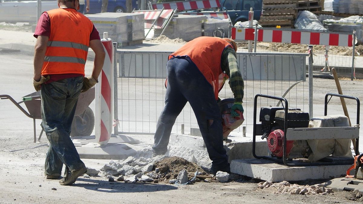 Un juzgado de Plasencia investiga la muerte del albañil que cayó desde dos plantas en Pinofranqueado