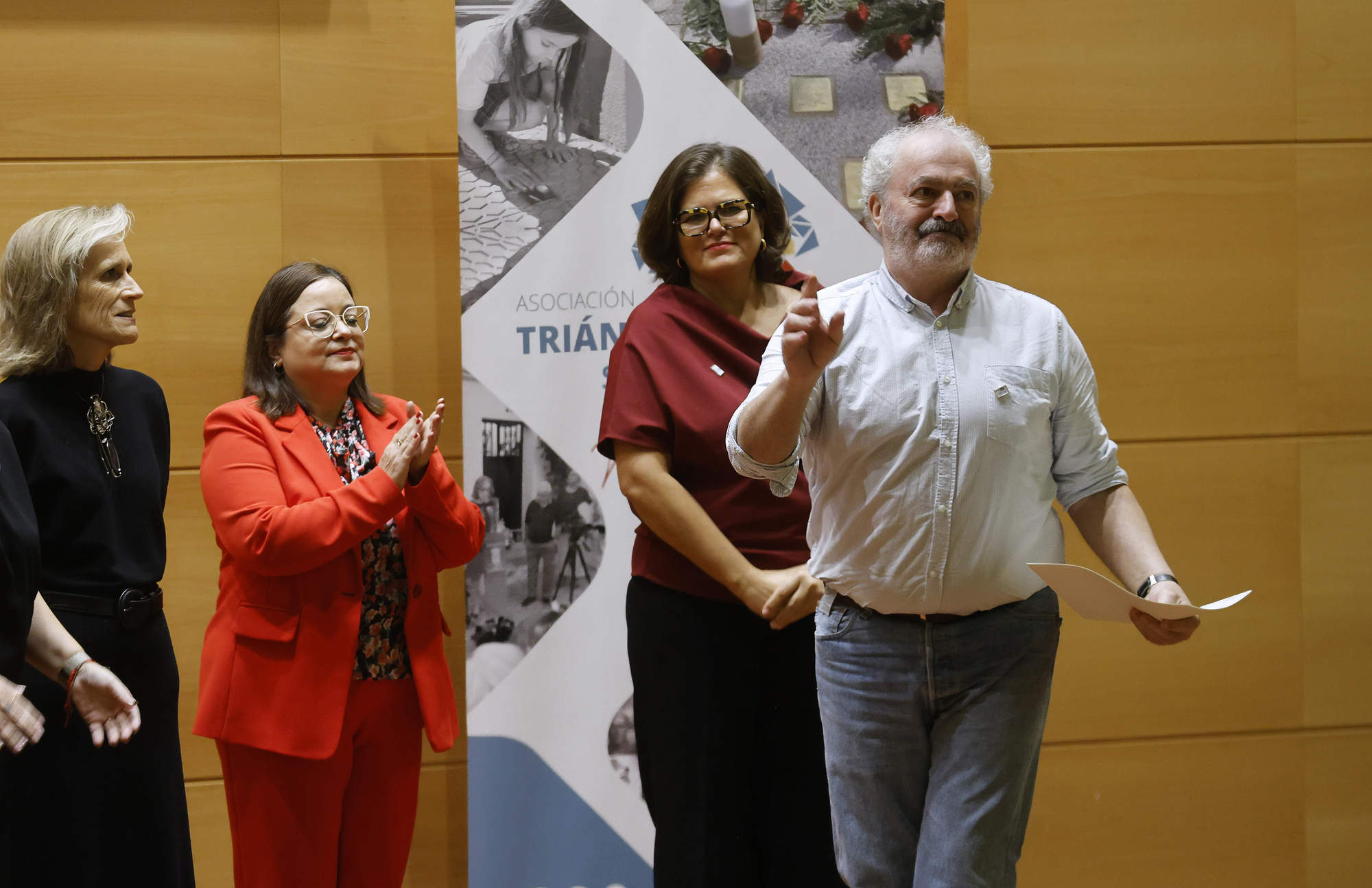 Acto de reconocimiento y reparación a represaliados por el franquismo y deportados a campos nazis