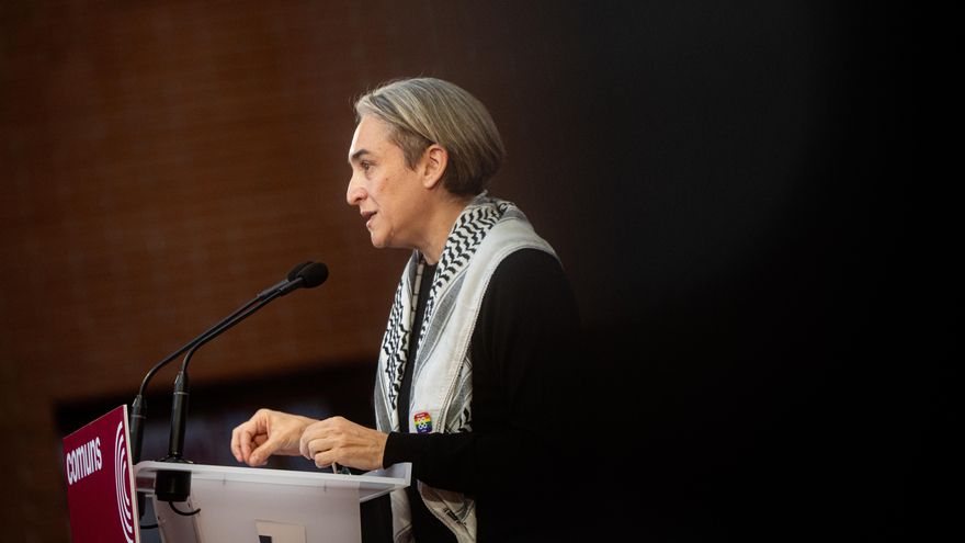 Las bases de los Comuns se despiden de Colau y aprueban por la mínima su gestión