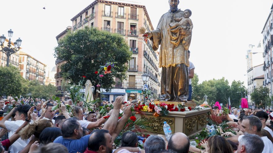 Arrancan las verbenas de Madrid con San Cayetano, la primera de las tres fiestas de agosto