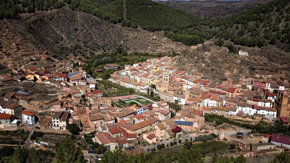 Torrijo de la Cañada (Zaragoza) alza la voz ante la falta de cobertura móvil: “Ni al 112 se puede llamar”