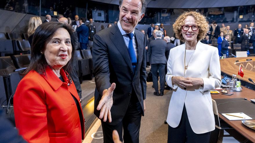 España intenta resistirse al incremento del gasto militar al 5%, pero Trump tiene la batalla ganada en la OTAN