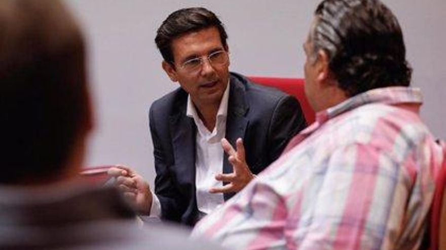 El nuevo alcalde de Granada saldrá de un pleno en el que el PSOE parte con ventaja