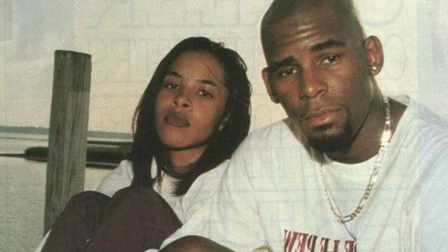 R. Kelly (27) y Aaliyah (15) en un fotograma del documental 'Surviving R. Kelly'
