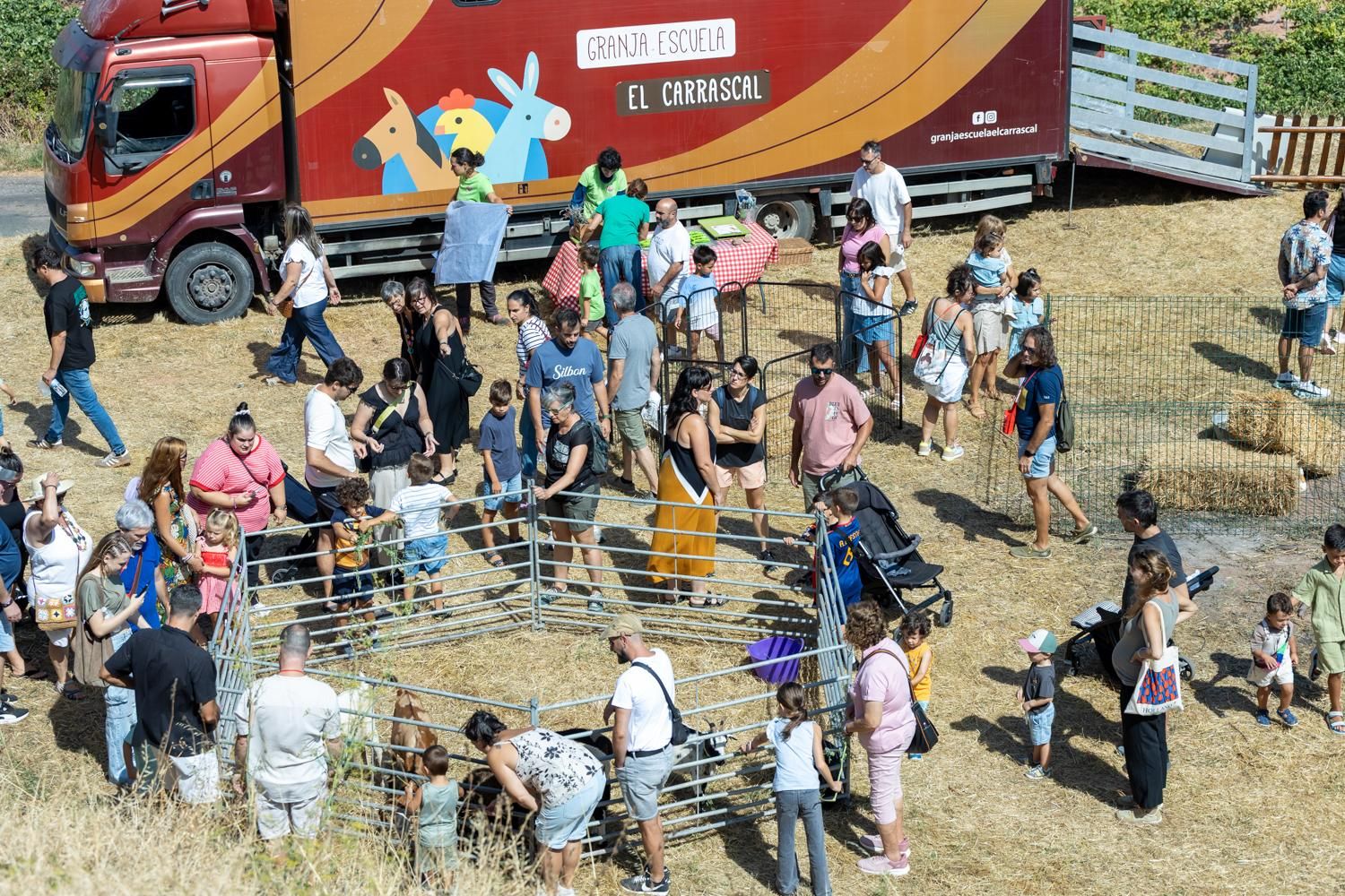 El Mercado del Trato de Ventosa, en imágenes