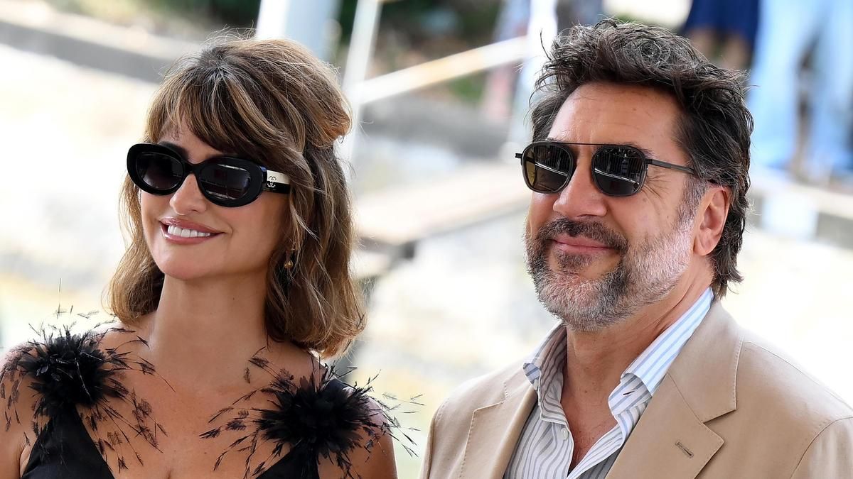 Javier Bardem y Penélope Cruz conquistan Venecia con 'Búnker': “Sería contradictorio estar aquí y decir que no hablamos de política”