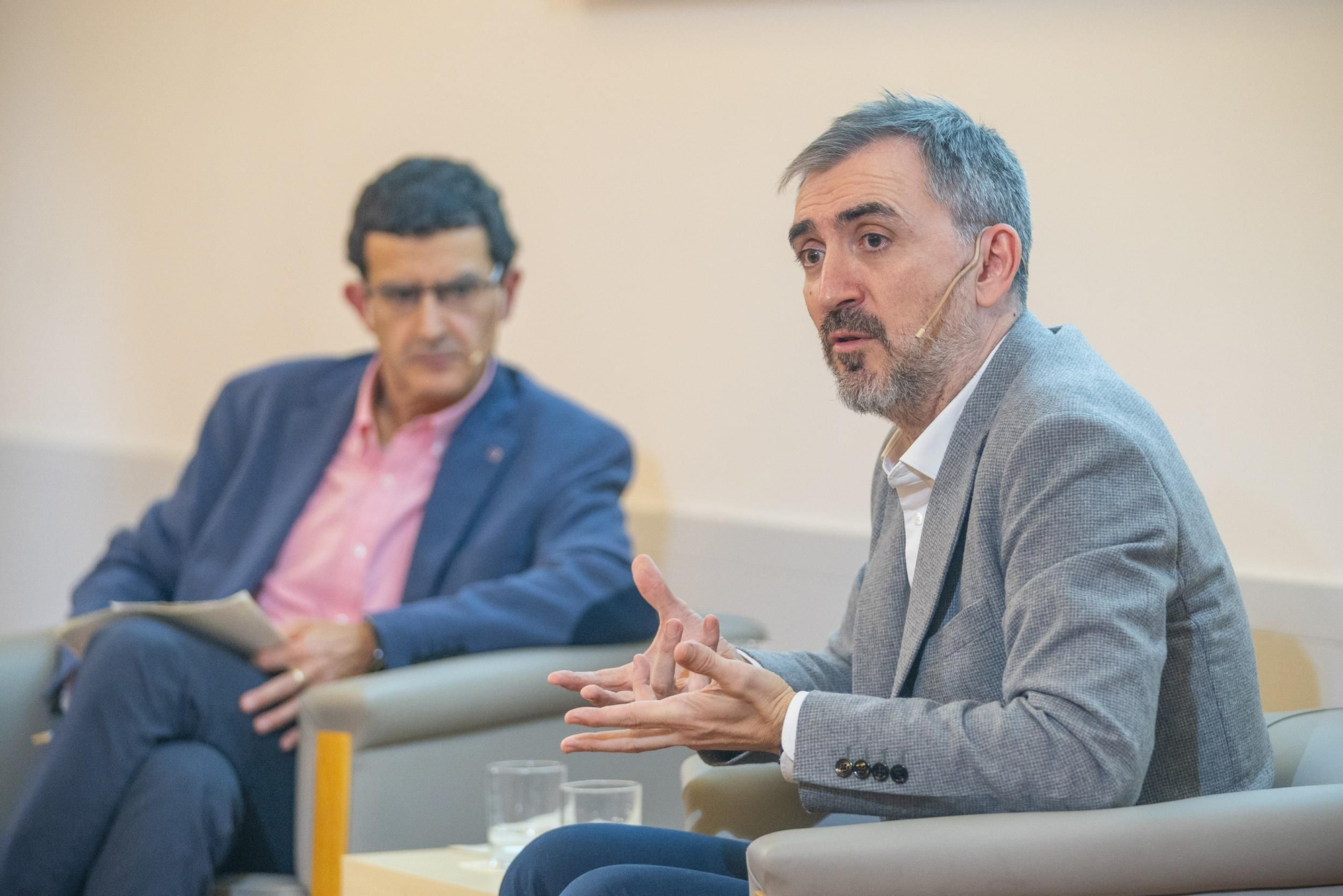 El evento de elDiario.es/Euskadi con Ignacio Escolar y José Luis de Castro, en imágenes