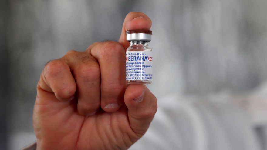 Fotografía de archivo de la vacuna cubana Soberana 02. EFE/ Ernesto Mastrascusa